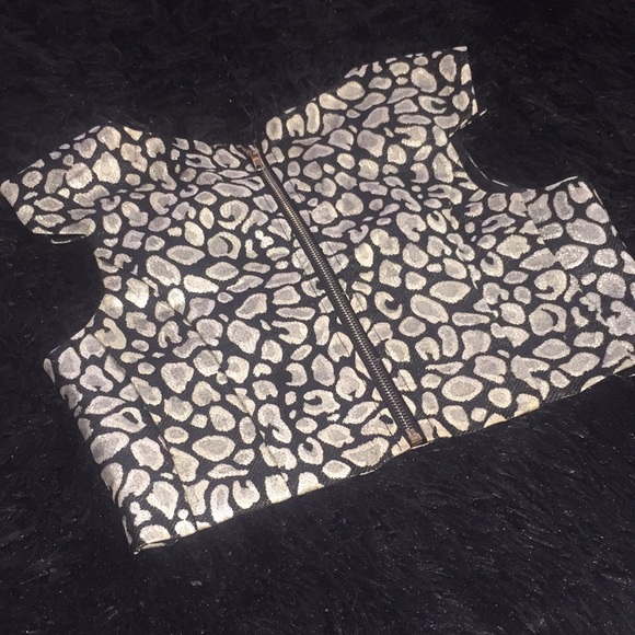 Mía Paluzzi SM. crop top - Picture 2 of 2